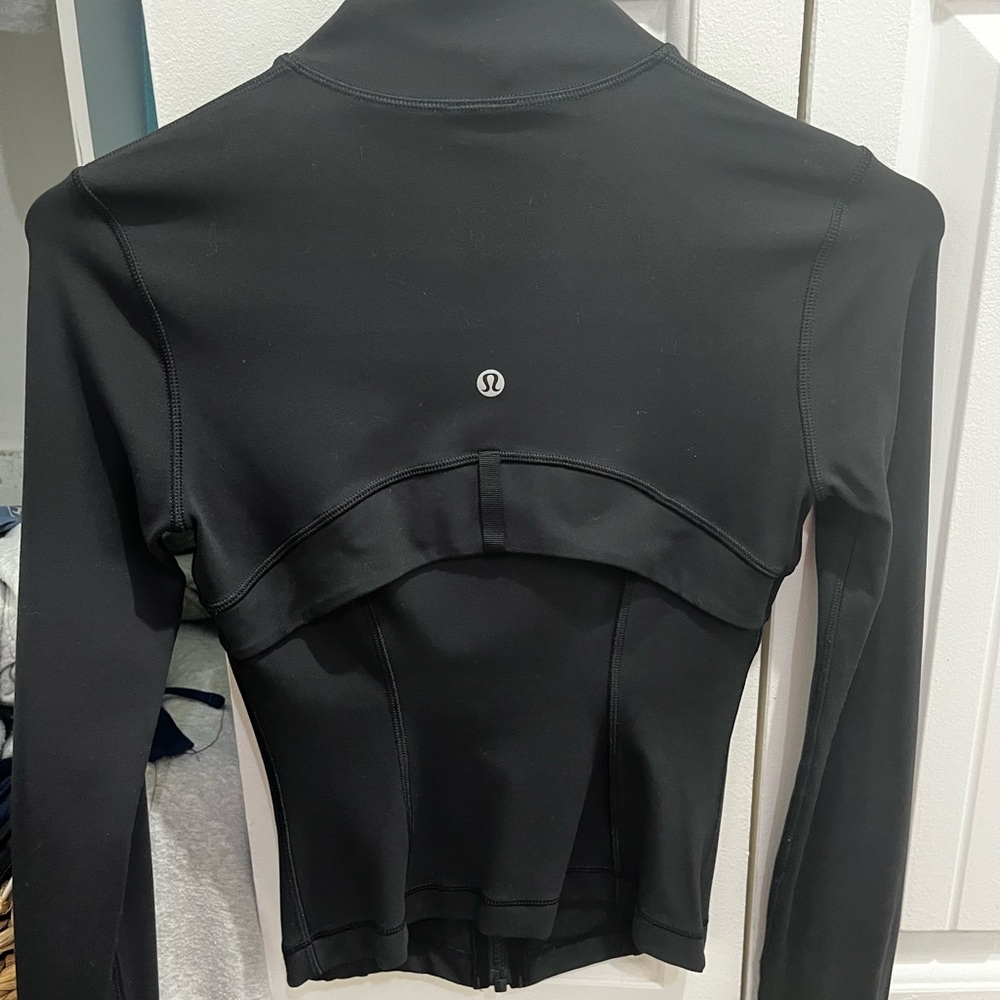 Lululemon Athletica Black Long Sleeve Top